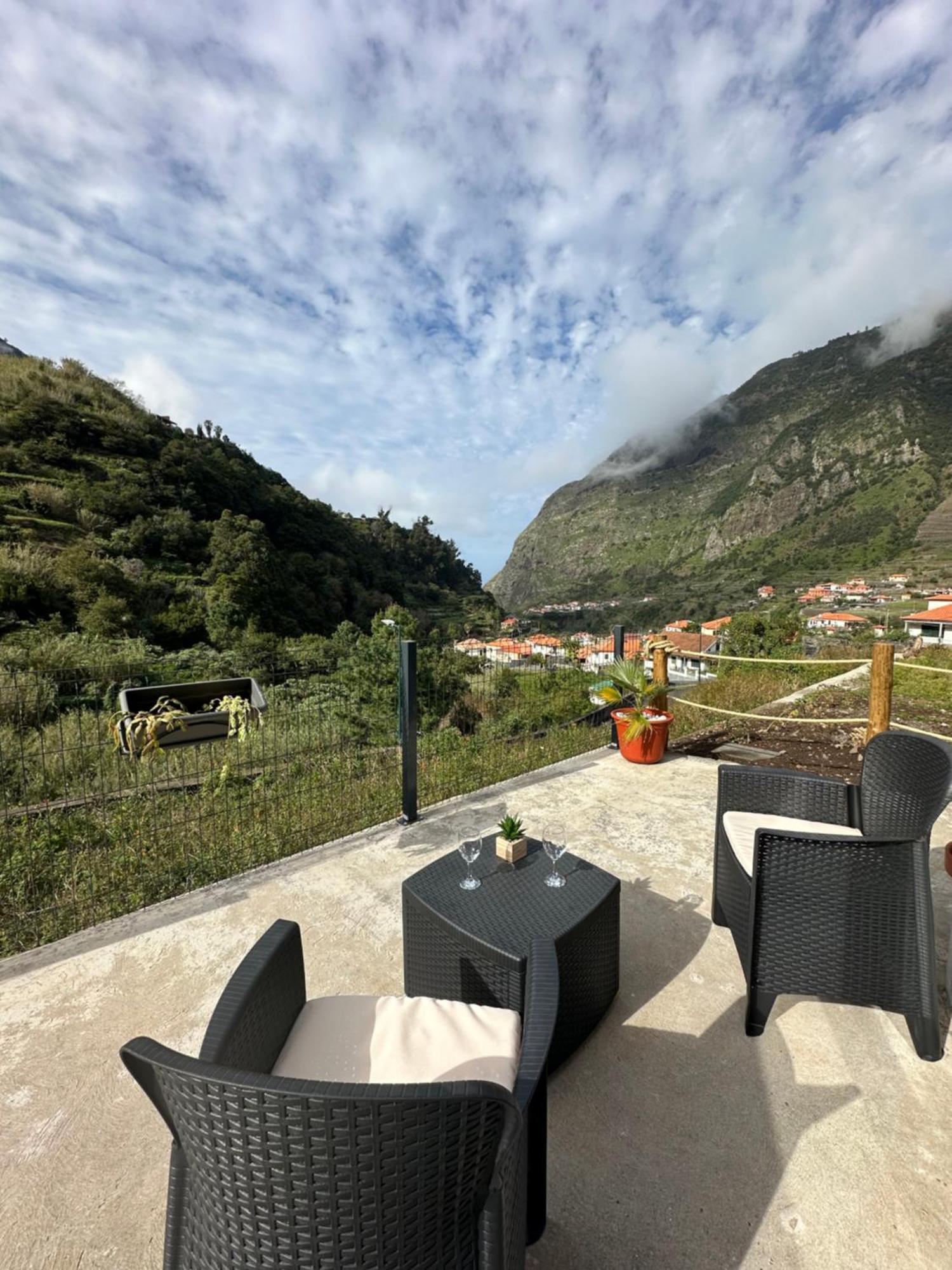 The Green Valley House São Vicente Dış mekan fotoğraf