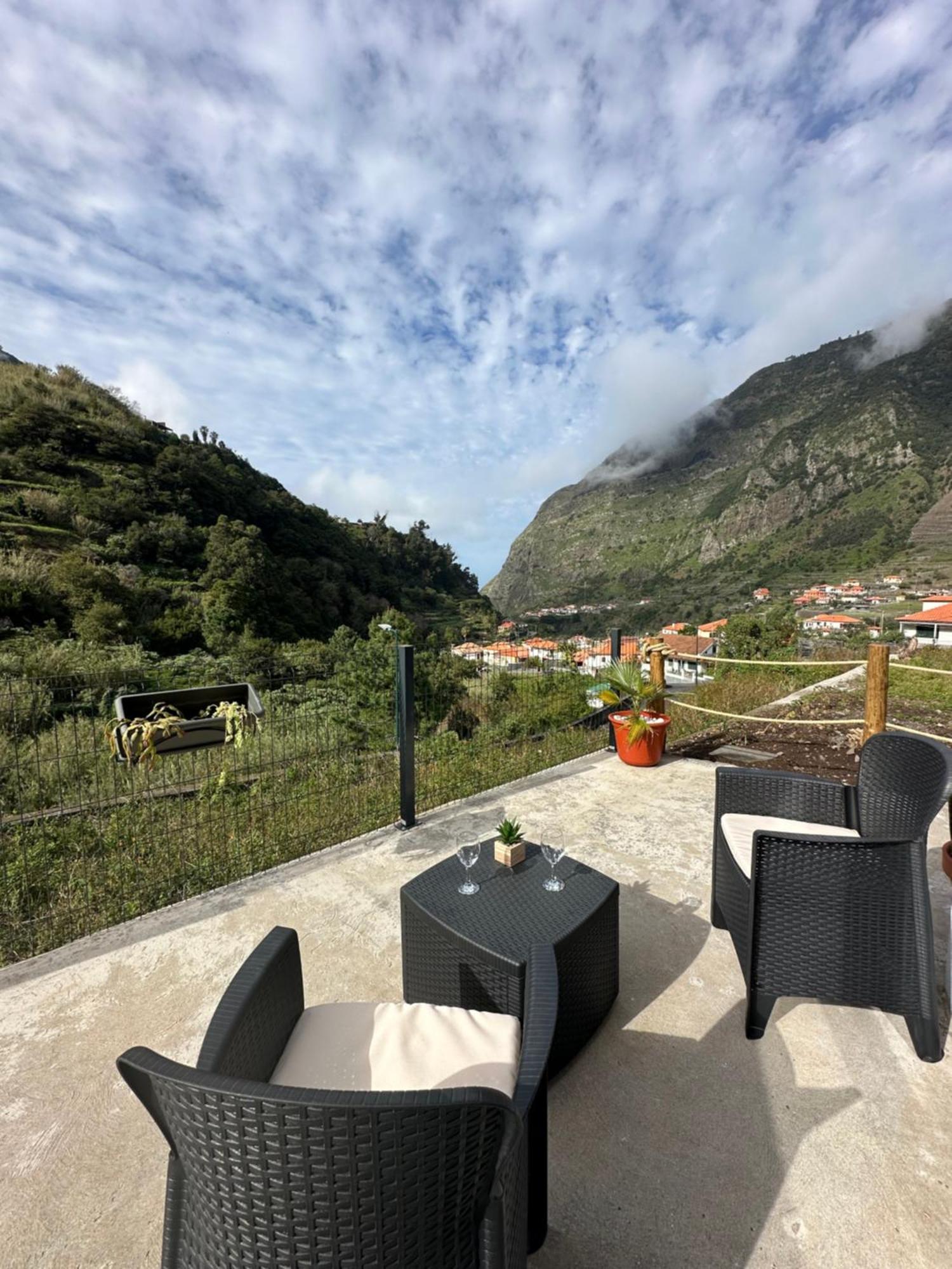 The Green Valley House São Vicente Dış mekan fotoğraf