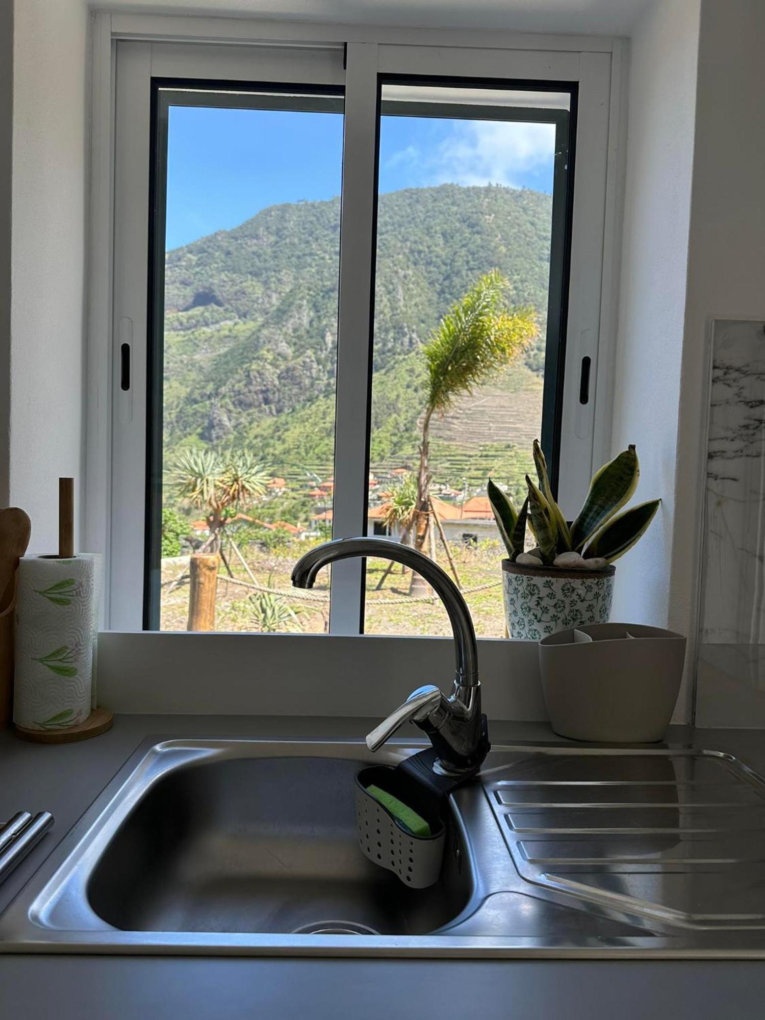 The Green Valley House São Vicente Dış mekan fotoğraf