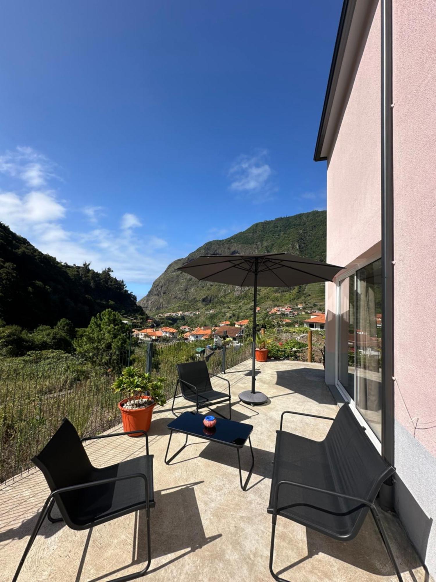 The Green Valley House São Vicente Dış mekan fotoğraf